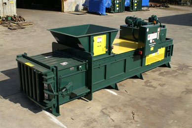 Horizontal baler for recycling 